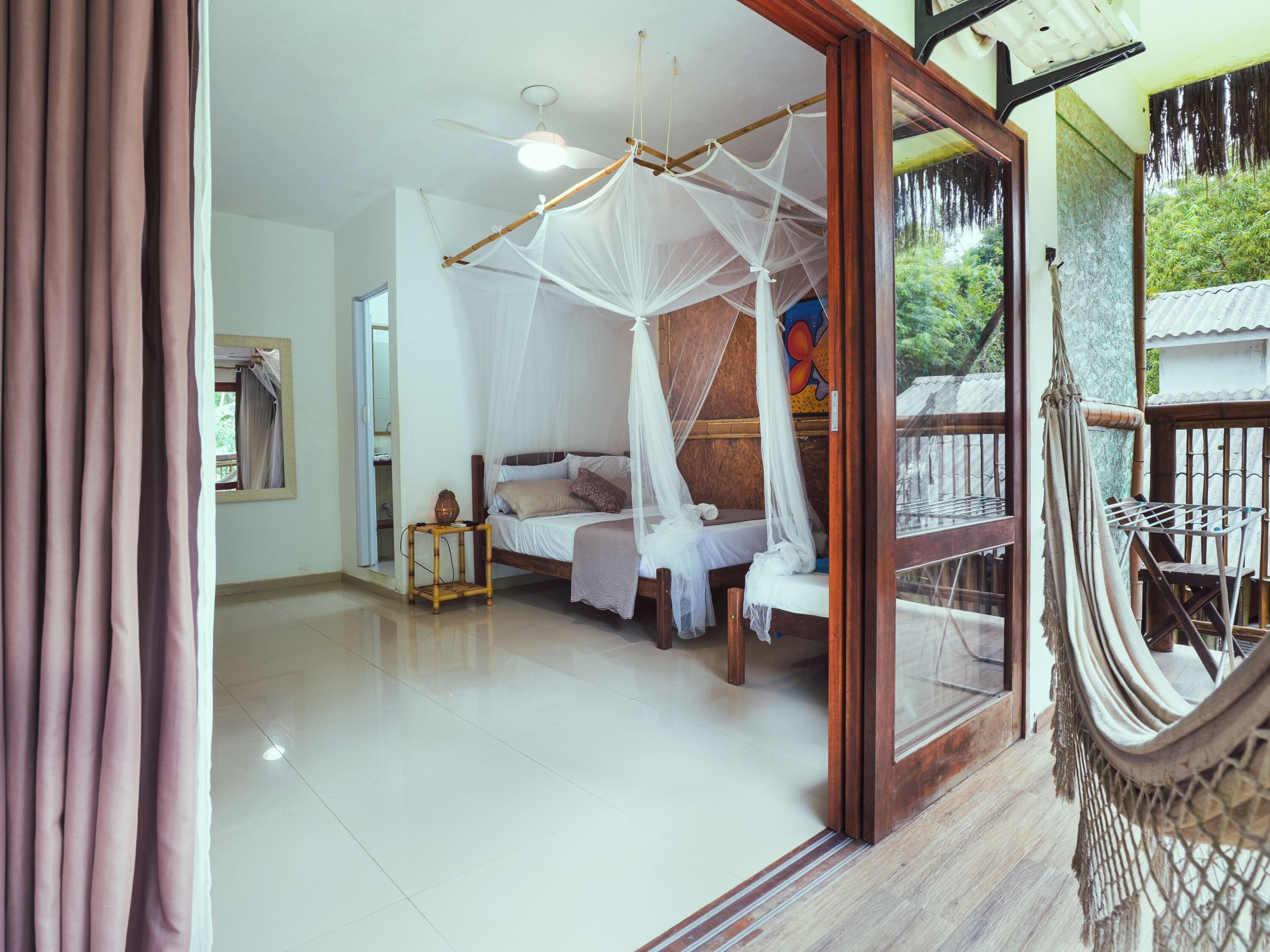 Quarto duplo standard | Wi-Fi de cortesia, roupa de cama