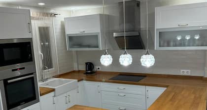 CENTRAL FAMILY HOUSE