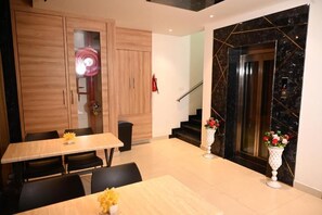 Sala de estar en el lobby