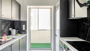 Fridge, microwave, oven, dishwasher