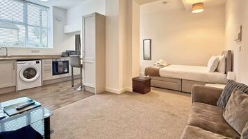 1 bedroom, iron/ironing board, Internet, bed sheets