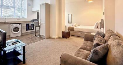 Modern new redeveloped studio Apartment in Clacton