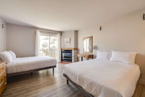 12 soverom, strykejern/-brett, reiseseng for barn og wi-fi