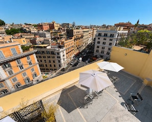 Rooftop terrace - JOIVY Cavour 238 (Rome)