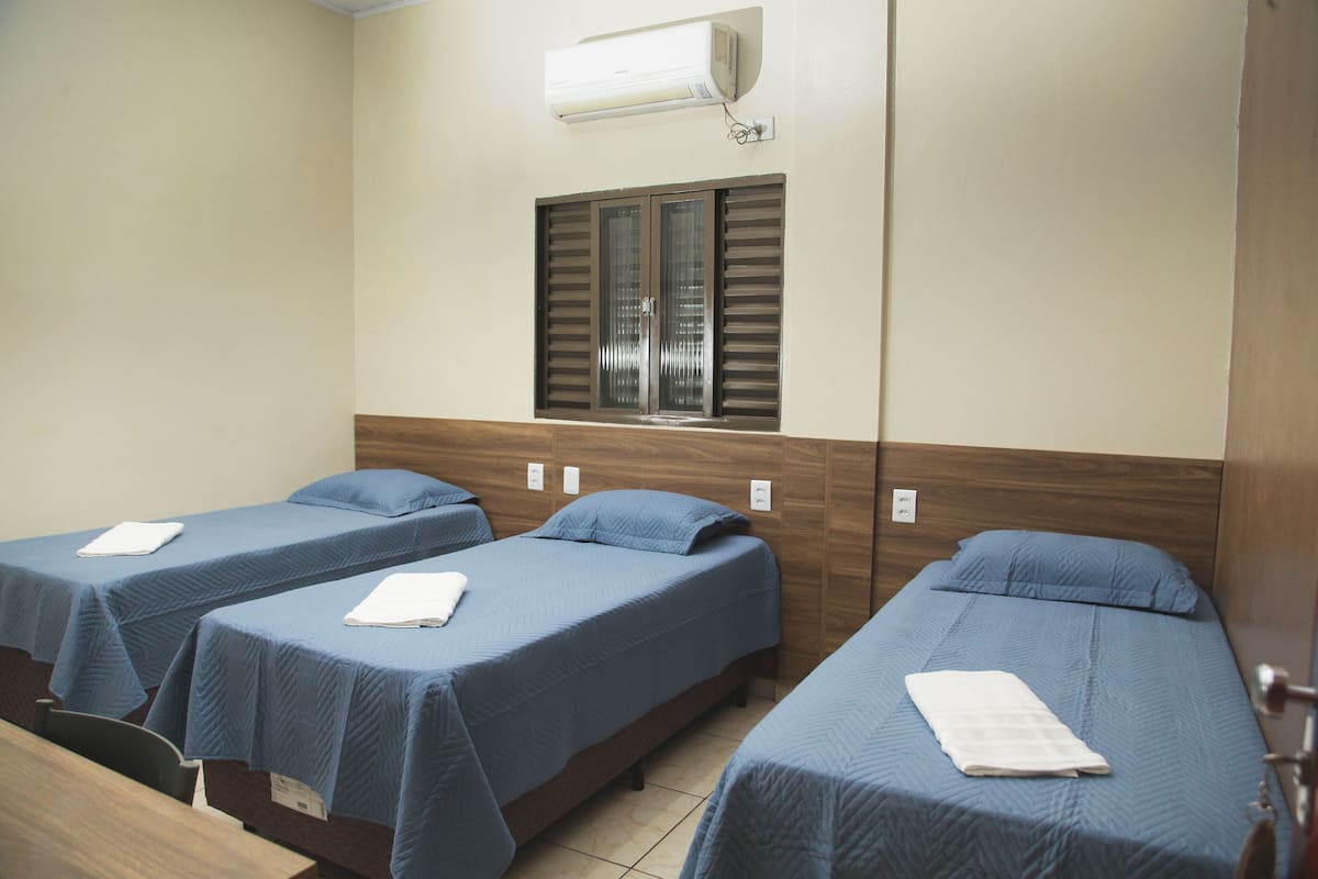Classic Triple Room | Wi-fi percuma, cadar katil