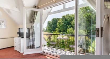 Host Stay The Lodge at Alderfen View