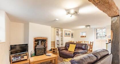 Host Stay 1 Ruscon Cottage