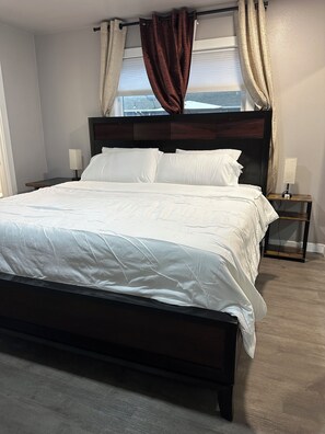 3 chambres, fer et planche à repasser, Wi-Fi gratuit, draps fournis