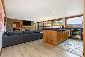 Interior - Lionshead Village W/Pool, Walk To Vail Gondola (Vail)
