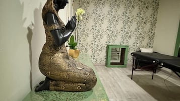Hot stone massages, deep-tissue massages, Thai massages, massages