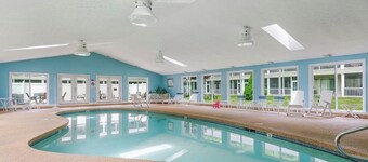 Charming 1 Bedroom 1 Bathroom 7 minutes to Beach.