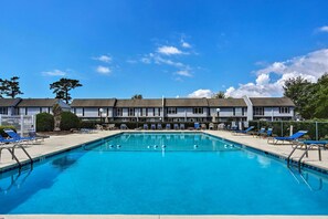Apartment (2 Bedrooms) | Interior - 1 Mi to Beach: Grand Strand Gem w/ Patio & Pool! (North Myrtle Beach)