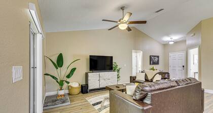 11 Mi to World Equestrian Center: Ocala Retreat