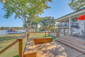 Interior - Waterfront Family Home on Cedar Creek Reservoir (Mabank)
