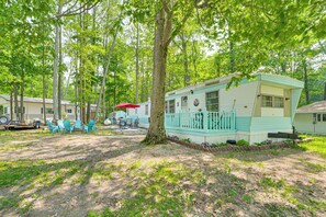 House (2 Bedrooms) | Interior - 12 Mi to Skiing: Manistee Lake Cottage w/ Fire Pit (Kalkaska)