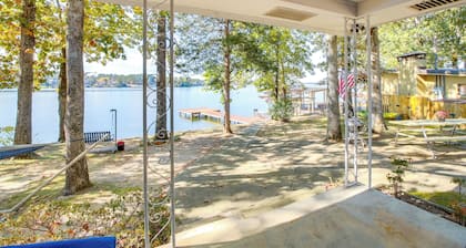 10 Mi to National Park: Patio at Hot Springs Home