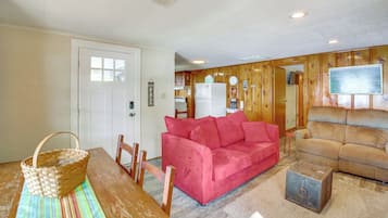 Rumah (2 Bedrooms) | Interior