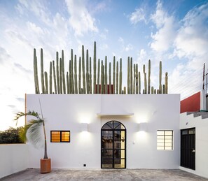 Exterior - Casa Lumos - Minimalist Comfort Suites in Centro Historico (Oaxaca de Juárez)