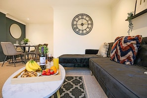 House | 3 bedrooms, desk, Internet - Host Stay Chicksands Avenue (Milton Keynes)