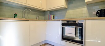 Host Stay Campion Road