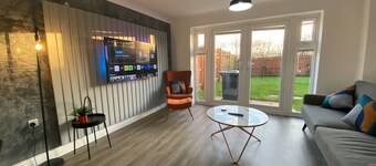 Host Stay Bluebell Close