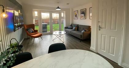 Host Stay Bluebell Close