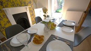 House - Host Stay Delapre Street (Northampton)