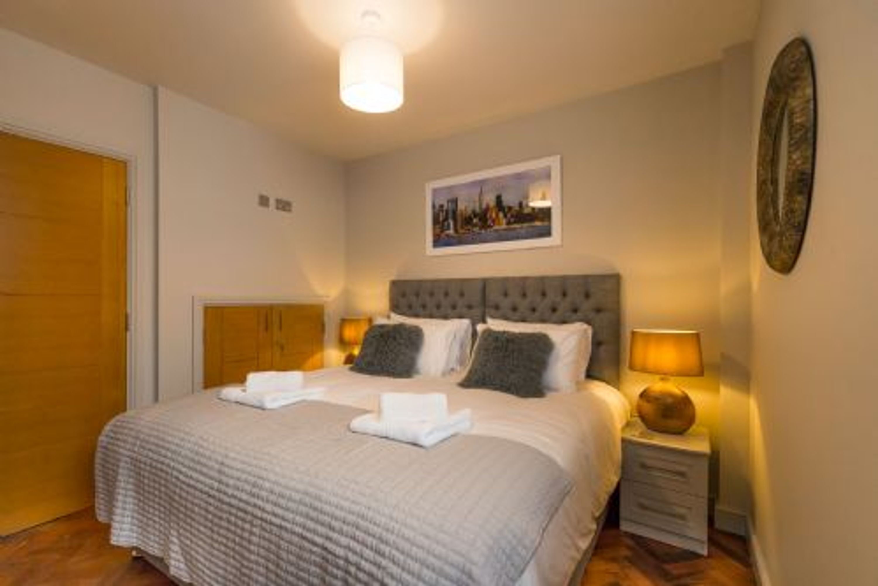 Nhà | 3 phòng ngủ, bàn 