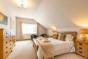 7 bedrooms - Host Stay Woodside House (Norwich)