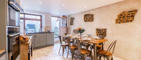 Apartment | 4 bedrooms