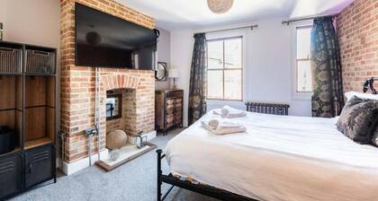 Host Stay Villa Otto