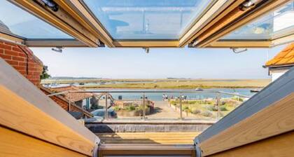 Host Stay Shipyard Studio