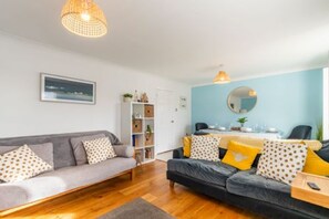 House | 2 bedrooms - Host Stay Gorse Cottage (Norwich)