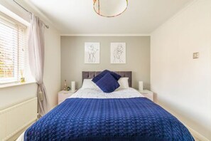 2 bedrooms