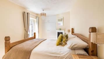 2 bedrooms