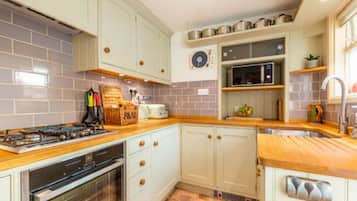 Nhà | 4 phòng ngủ