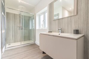 House | 4 bedrooms - Host Stay Crimond House (Cromer)