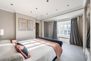 House | 5 bedrooms - Host Stay Bressingham Lodge (Diss)