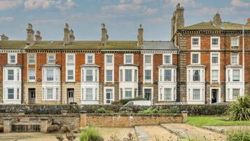 Apartment | 5 bedrooms