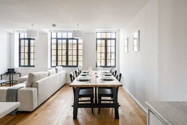 Apartment | 2 bedrooms - Host Stay The Old Post Office (Norwich)