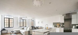 Apartment | 2 bedrooms - Host Stay The Old Post Office (Norwich)