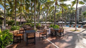 3 bedrooms, Internet