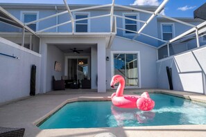 Leilighet | 4 soverom, skrivebord og internett