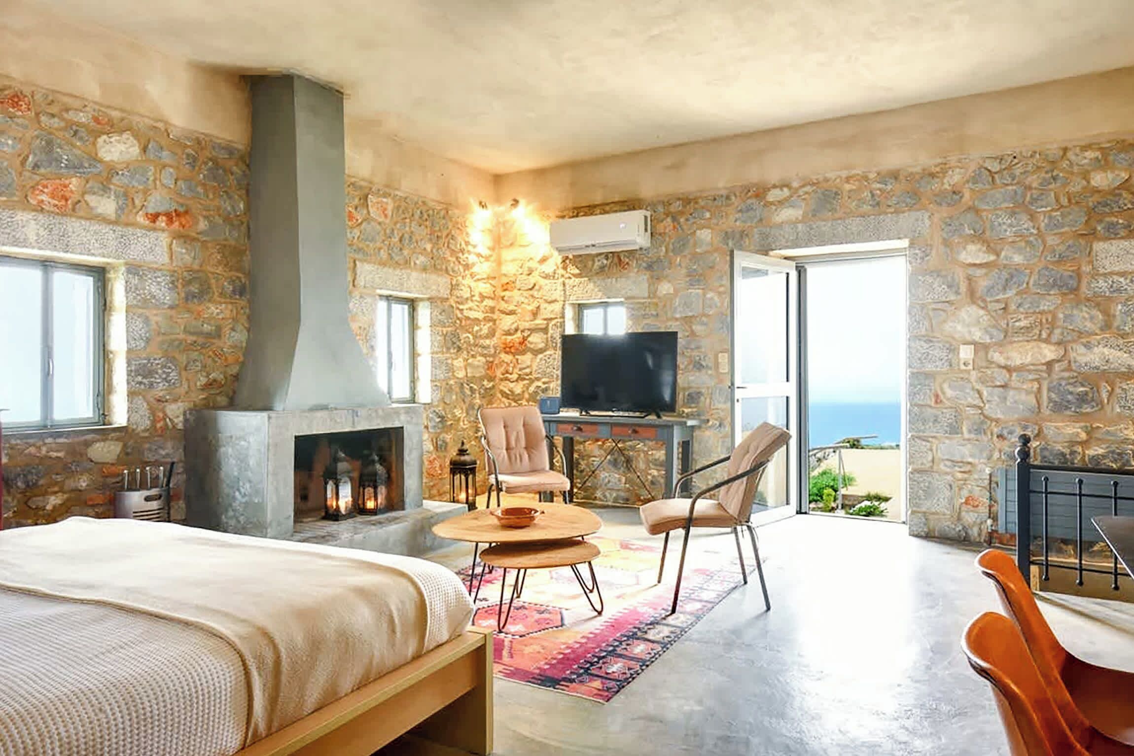 1 slaapkamer, een strijkplank/strijkijzer, reisbedje, wifi