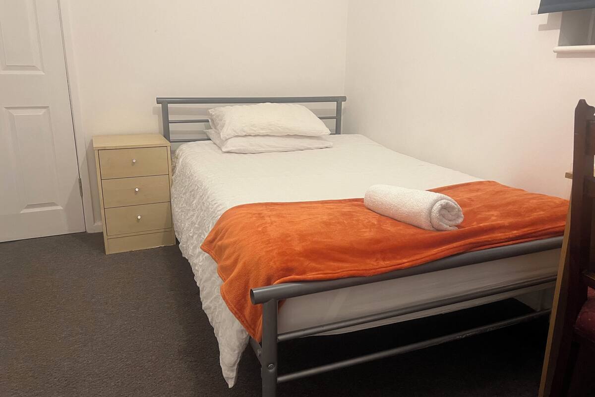Comfort Double Room | Laptop workspace, iron/ironing board (on request), free WiFi