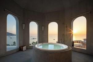 Premium Δίκλινο Δωμάτιο (Double), Θέα στη Θάλασσα | Κλινοσκεπάσματα υψηλής ποιότητας, μίνι μπαρ, δωρεάν Wi-Fi 