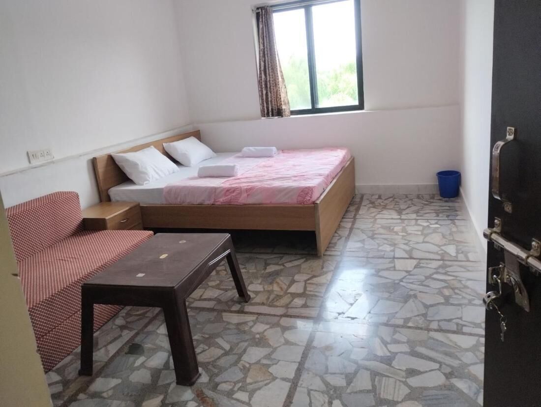 Room, Multiple Bedrooms, Smoking, Balcony | 10 bedrooms
