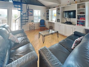 Living area - Beach Oasis | Pet-Friendly, Coastal Views (Galveston)