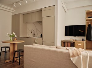 Studio | 1 bedroom, free WiFi, bed sheets
