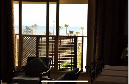 Charming Seaview Apartment Near Hassan 2 Mosque